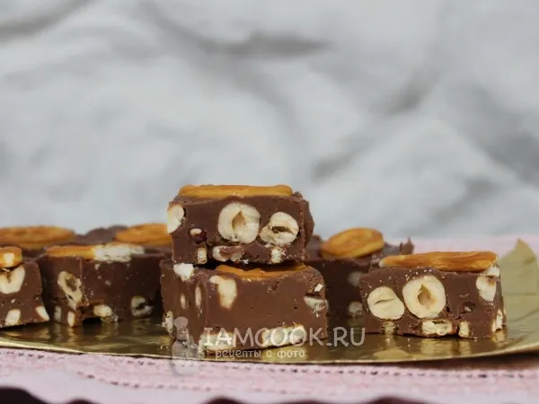 Фото блюда: Шоколадный фадж с фундуком