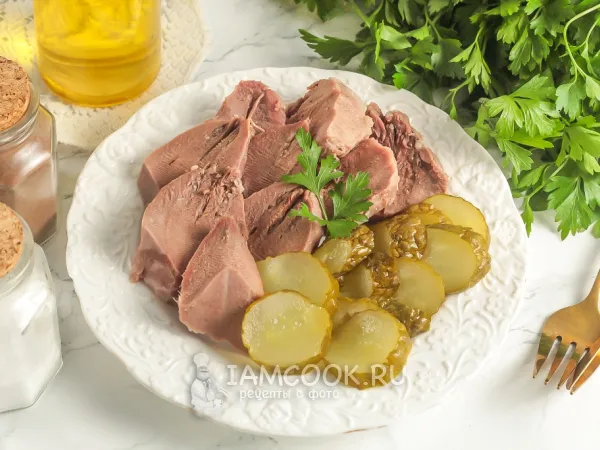 Фото блюда: Свиной язык в мультиварке