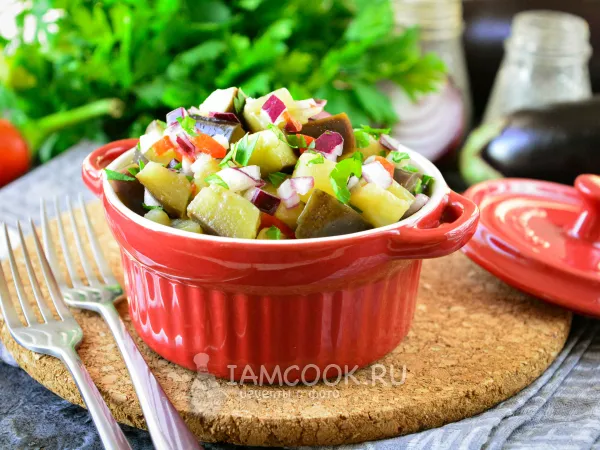 Фото блюда: Салат из баклажанов, лука и чеснока