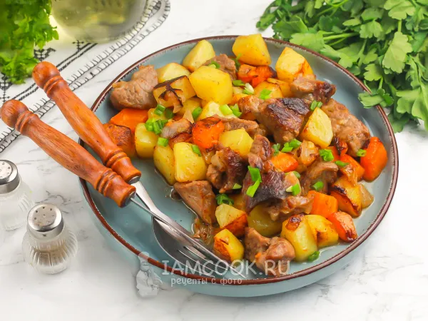 Фото блюда: Жаркое из телятины в горшочках