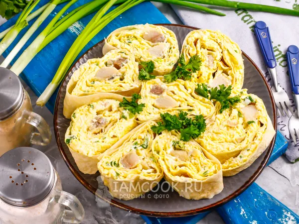 Фото блюда: Рулет из лаваша с селедкой и яйцом