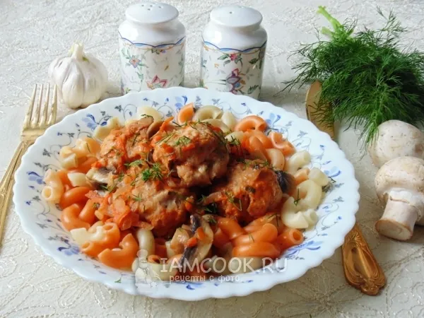 Фото блюда: Тефтели в грибном соусе