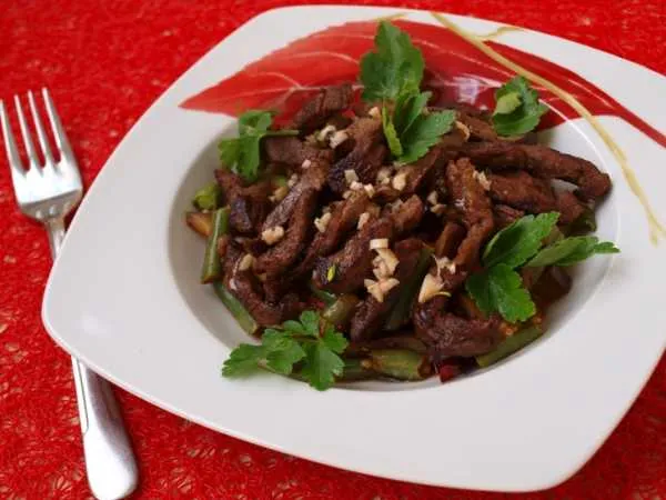 Фото блюда: Тёплый салат с говядиной