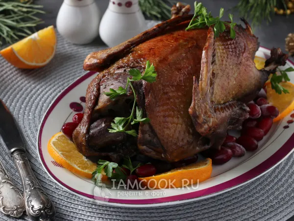 Фото блюда: Утка в кисло-сладком соусе в духовке