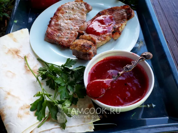 Фото блюда: Соус из запеченных слив к мясу