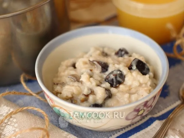 Фото блюда: Рисовая каша с черносливом