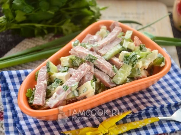 Фото блюда: Салат с ветчиной и брынзой