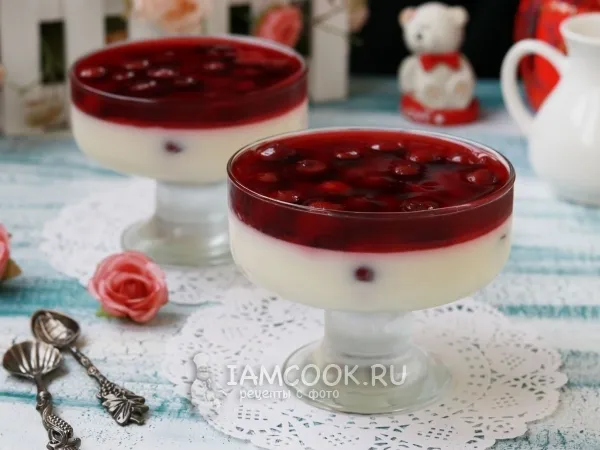Фото блюда: Панна котта с вишней