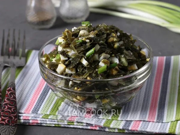 Фото блюда: Салат с морской капустой и яйцом
