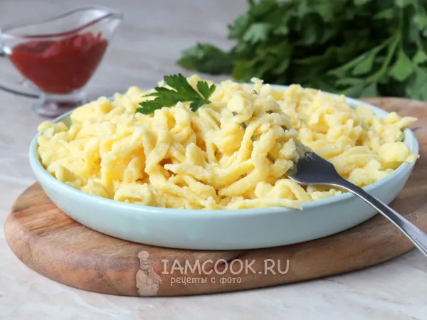 Фото блюда: Домашняя лапша из жидкого теста