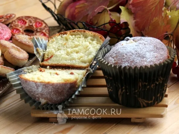 Фото блюда: Кексы ананасовые в бумажных формочках