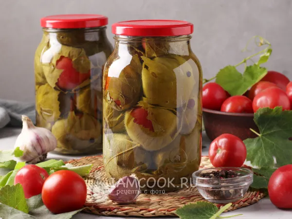 Фото блюда: Помидоры в виноградных листьях на зиму