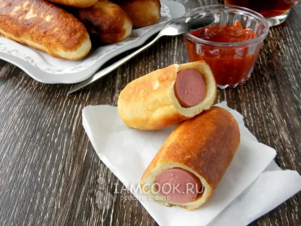 Фото блюда: Сосиски в тесте на сковороде