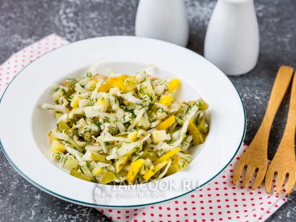 Фото блюда: Деревенский салат с картошкой и квашеной капустой