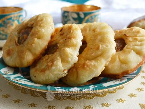 Фото блюда: Перемячи (татарские беляши с мясом)