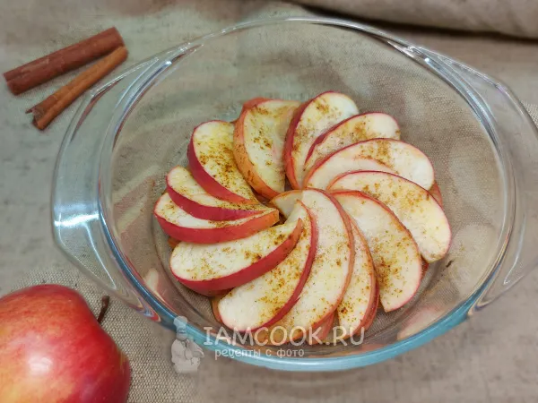 Фото блюда: Запечённые яблоки кусочками в микроволновке