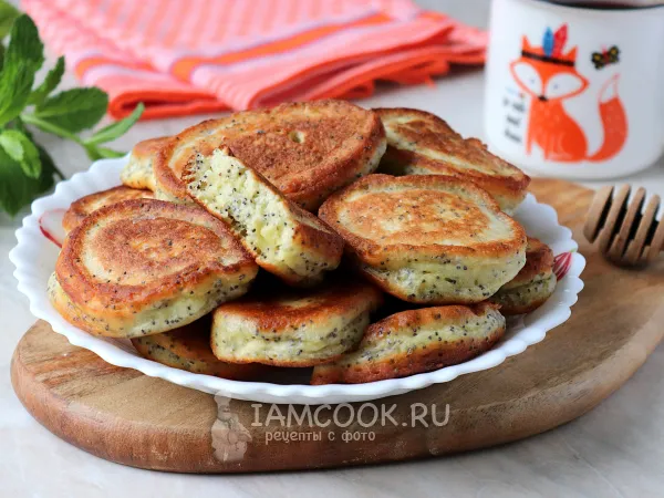 Фото блюда: Оладьи с маком на кефире