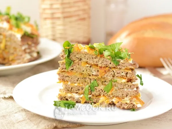 Фото блюда: Печёночный торт из куриной печени