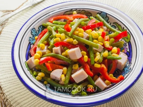 Фото блюда: Салат со стручковой фасолью и ветчиной