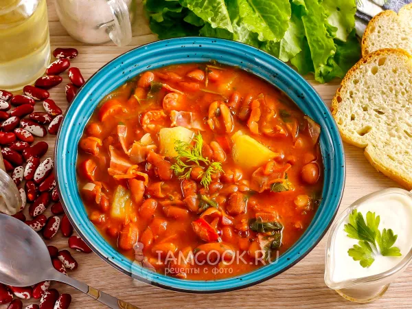 Фото блюда: Суп из красной фасоли с копченостями