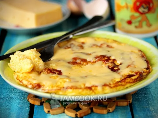 Фото блюда: Омлет с сыром на молоке
