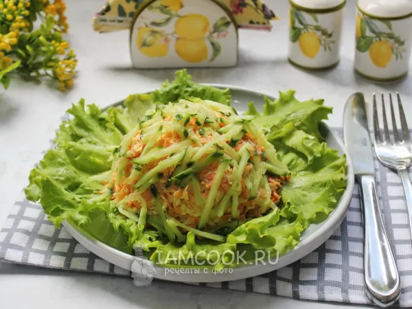 Фото блюда: Салат с морковью и свежим огурцом