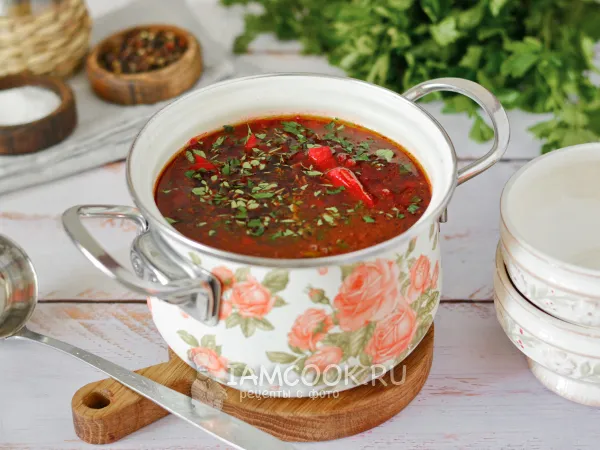 Фото блюда: Горячий свекольник на мясном бульоне