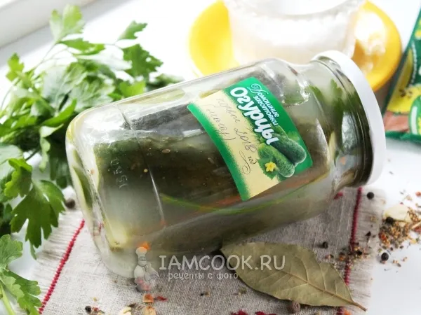 Фото блюда: Квашеные огурцы в банках как бочковые