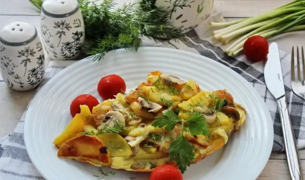 Фото блюда: Жареная картошка с грибами и яйцами