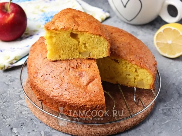 Фото блюда: Шарлотка с яблоками и апельсинами