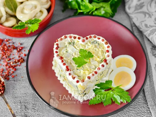 Фото блюда: Салат с солёными груздями