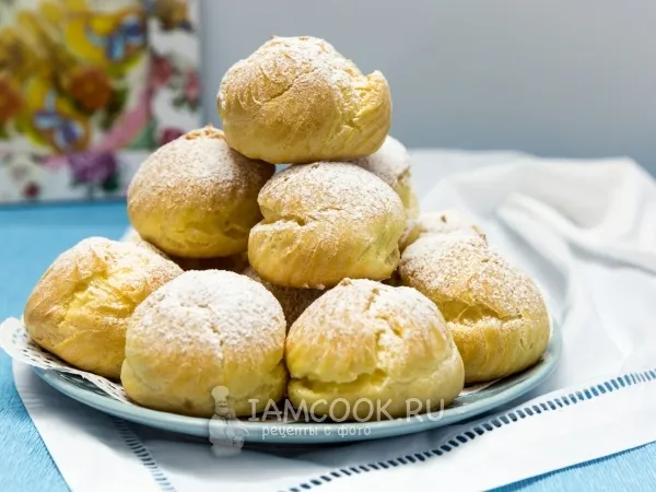 Фото блюда: Заварные пирожные со взбитыми сливками