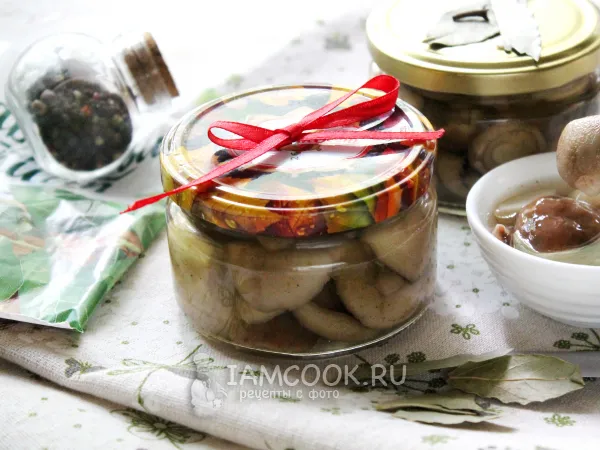 Фото блюда: Маринованные маслята с лимонной кислотой на зиму