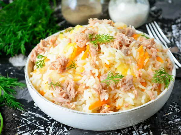 Фото блюда: Рис с тунцом консервированным