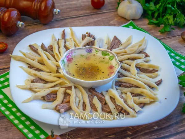 Фото блюда: Чеченские галушки с мясом и чесночным соусом