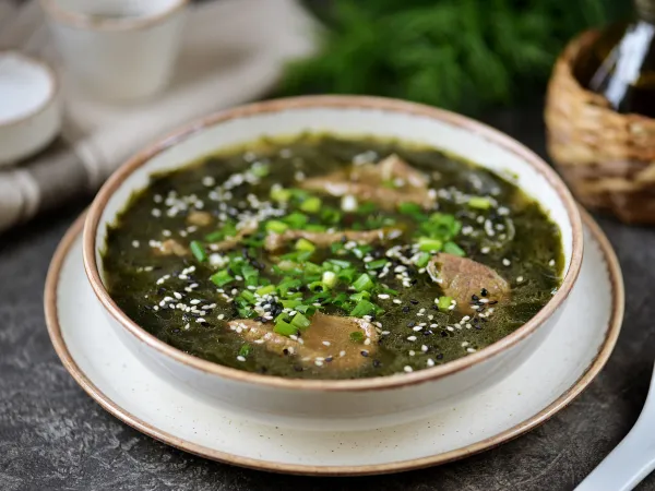 Фото блюда: Миёккук (корейский суп из водорослей)