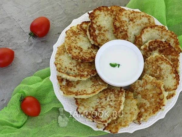 Фото блюда: Капустные оладьи из сырой капусты
