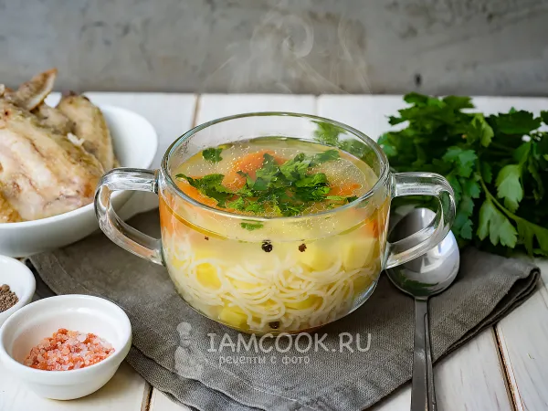 Фото блюда: Суп из куриных крылышек с вермишелью