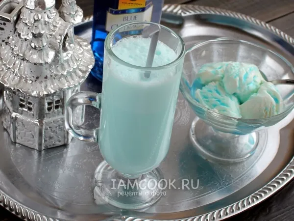 Фото блюда: Коктейль с мороженым и Блю кюрасао