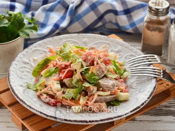 Фото блюда: Салат с индейкой и корейской морковью