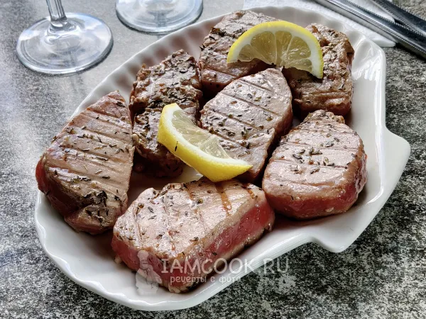 Фото блюда: Стейки тунца на мангале