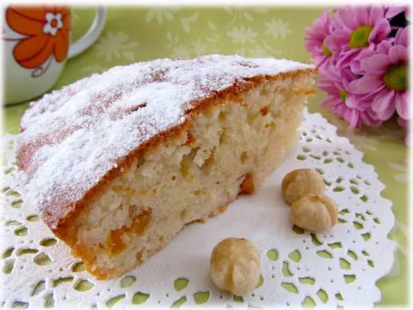 Фото блюда: Пирог на ряженке с курагой и орехами