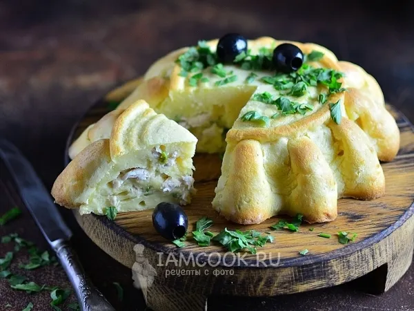 Фото блюда: Заливной пирог с курицей и сыром
