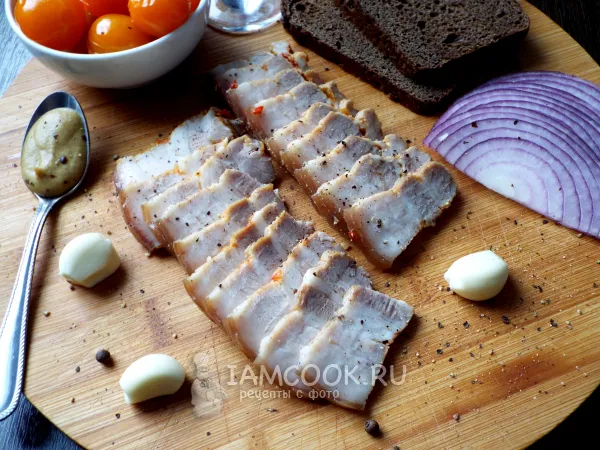 Фото блюда: Свиная грудинка в тесте (запеченная в духовке)