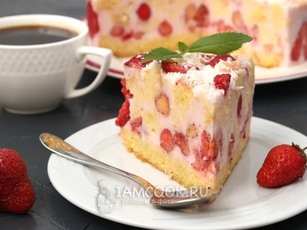 Фото блюда: Йогуртовый торт с клубникой