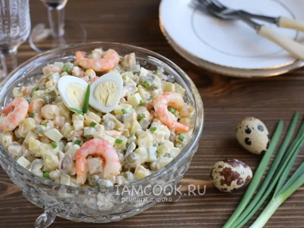 Фото блюда: «Оливье» с курицей и креветками