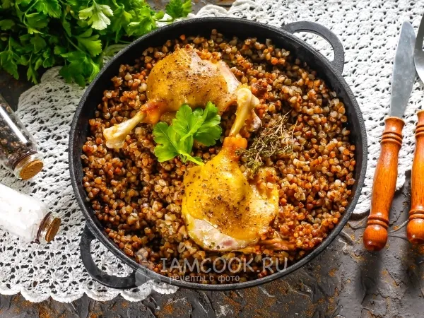 Фото блюда: Утиные окорочка с гречкой в духовке