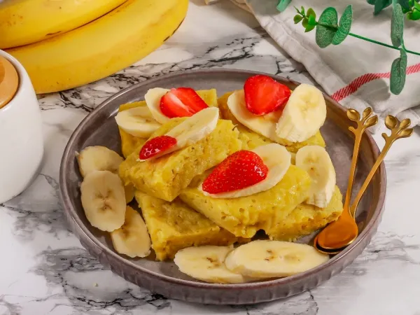 Фото блюда: Творожная запеканка с бананом в микроволновке