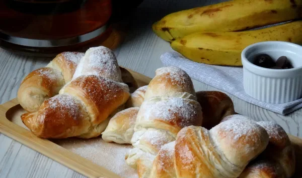 Фото блюда: Круассаны с бананом и шоколадом
