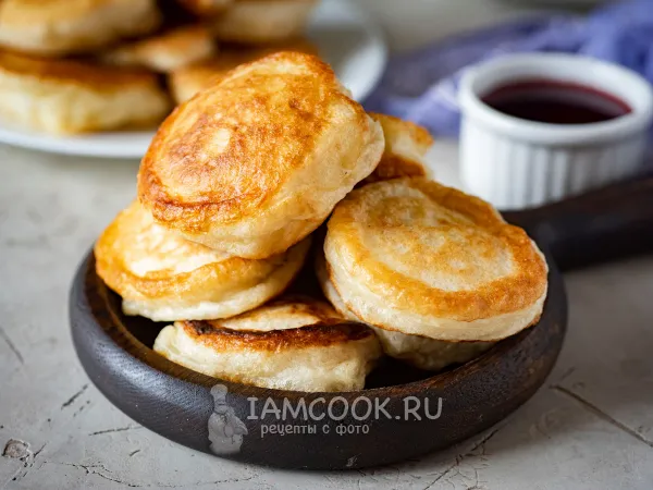 Фото блюда: Пышные оладьи на кефире (1 литр)